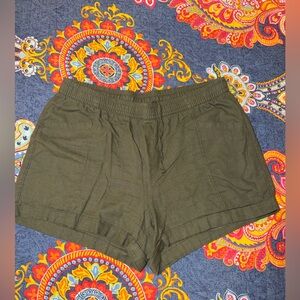Old Navy Dark Olive Women's Cargo Shorts